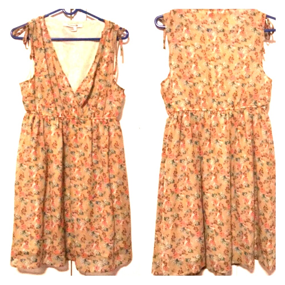Cute summer / spring dress size medium / M